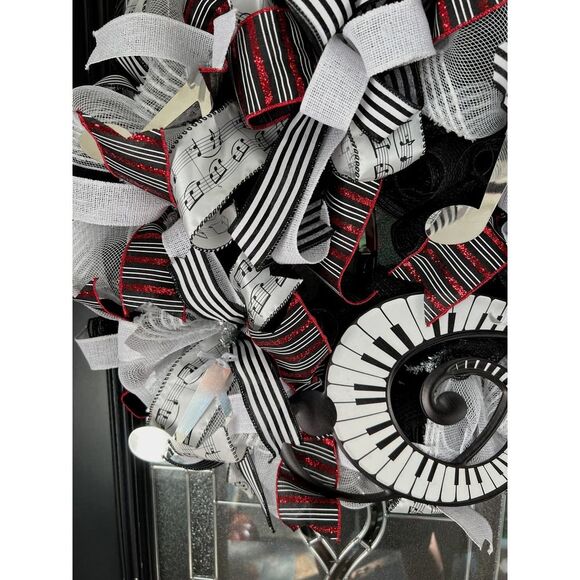 Elegant  Music Deco Mesh Wreath - Picture 4 of 6